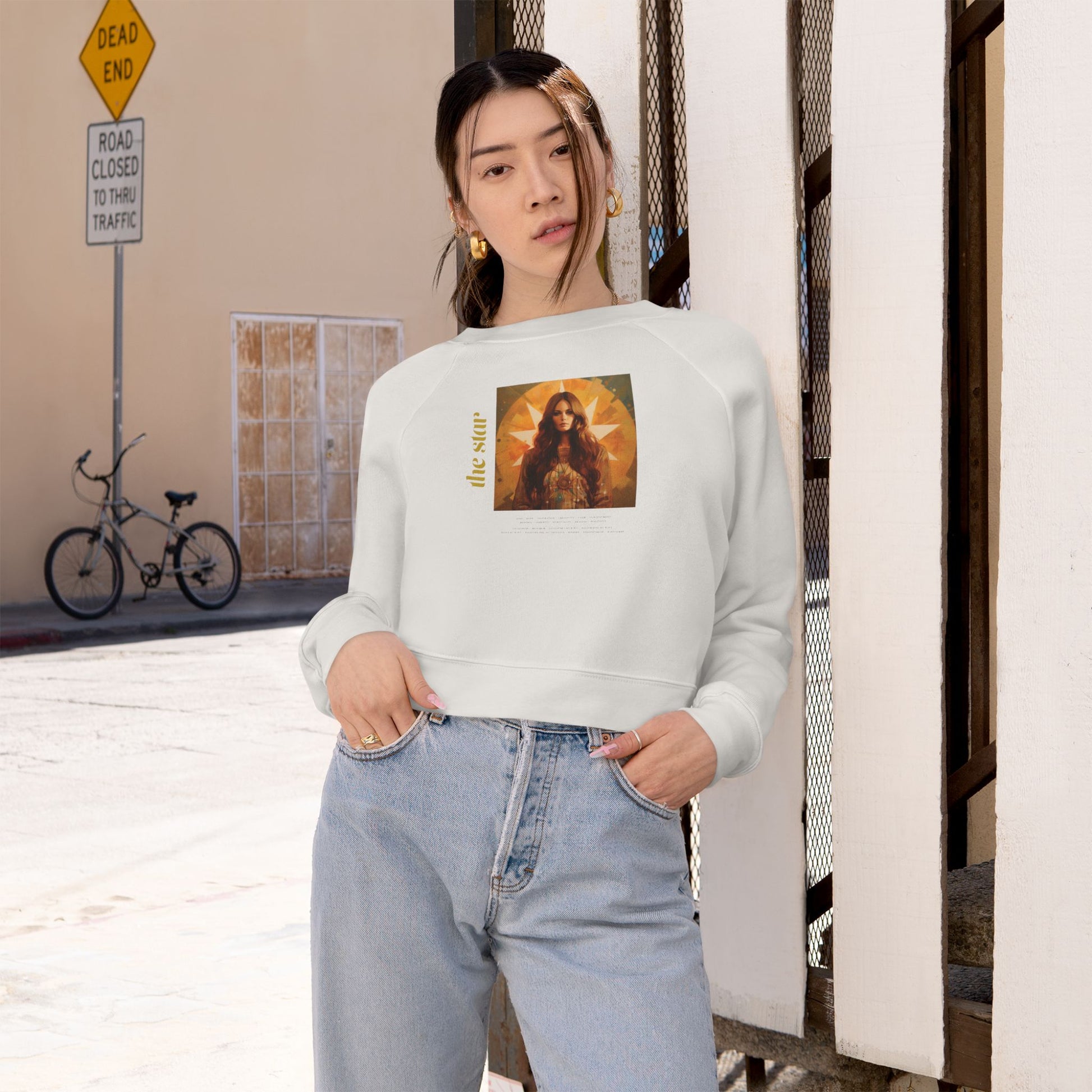 The Star - Cropped Sweatshirt