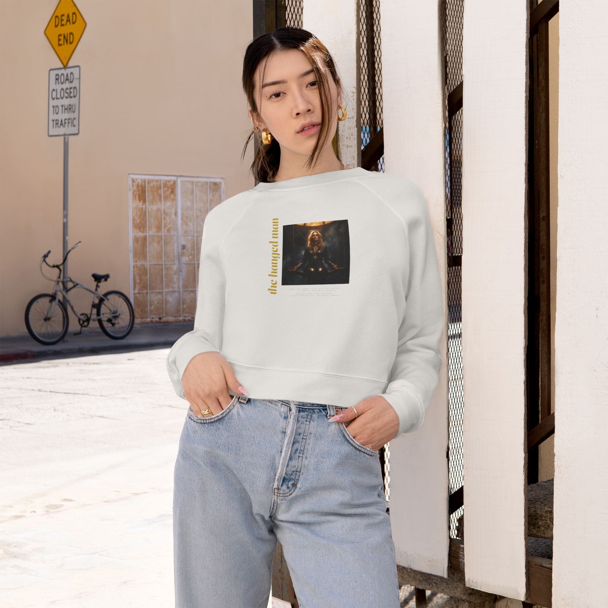 The Hanged Man - Cropped Sweatshirt